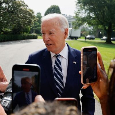 Biden tries to flip skeptical Americans on his economic plan