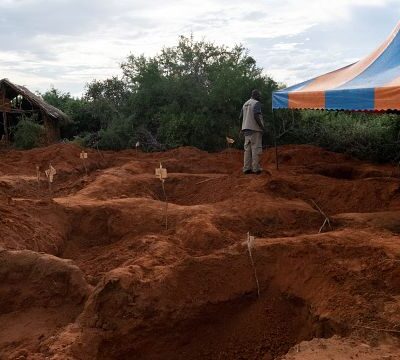 Authorities in Kenya announce the discovery of 12 new bodies