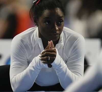 Simone Biles makes comeback at US Classic