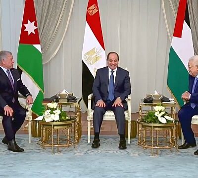 Egypt’s Sissi hosts Jordanian, Palestinian leaders to discuss ‘two-state solution’