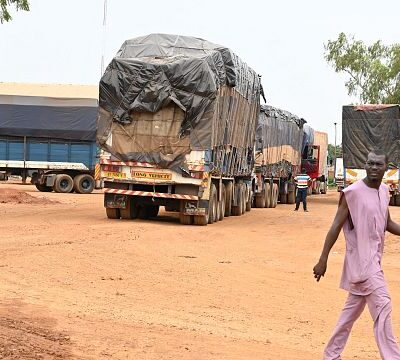 Hundreds of trucks with food and essentials reach Niamey