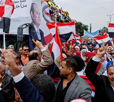 Supporters of Egyptian president el-Sissi celebrate his bid
