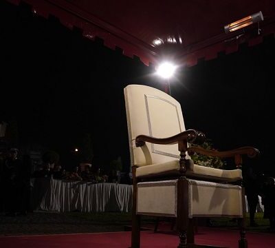 Pope skips Good Friday to preserve health