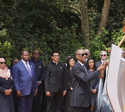 Kagame blames world’s ‘cowardice’ as Rwanda remembers 1994 genocide