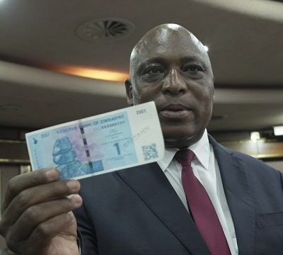 Withdrawal limits as Zimbabwe releases new currency