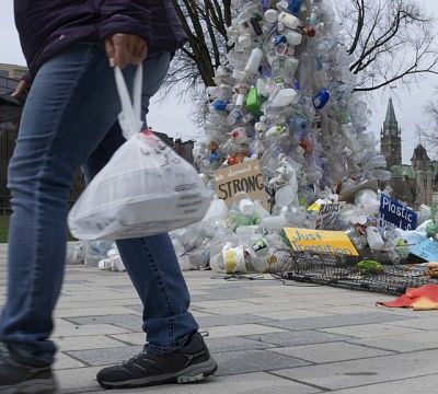 Plastic pollution: what to know from the Ottawa conference
