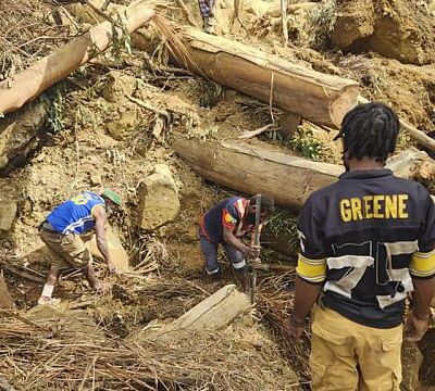 Papua New Guinea’s PM pays respects to community devastated by landslide