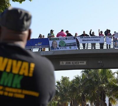 Isolated protests as South Africa parliament holds first sitting