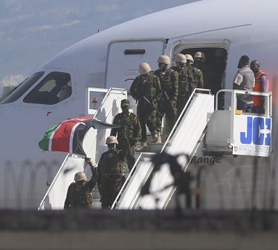 Kenya police force arrives in gang-hit Haiti