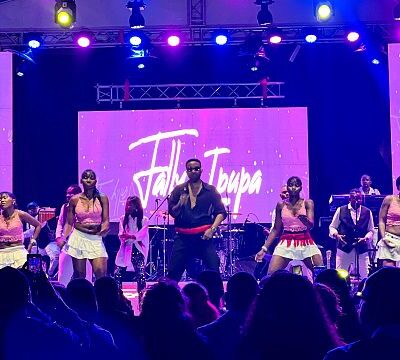 Congolese rumba star holds humanitarian concert in eastern DRC