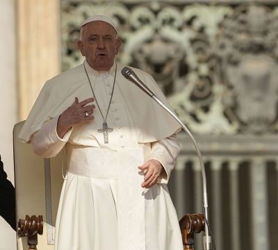 Pope Francis slams those who turn their backs on migrants, says not helping them is a ‘grave sin’