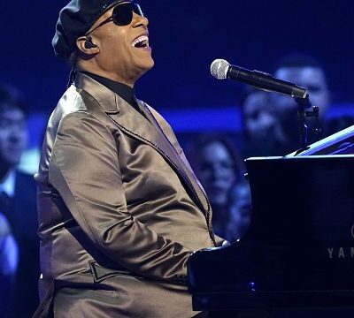 50th American Music Awards: A night of iconic performances