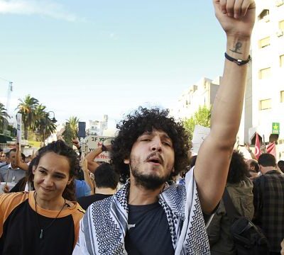 Young Tunisians disillusioned by economy, pace of change