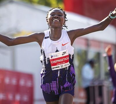 Chicago marathon: Ruth Chepngetich shatters world record time