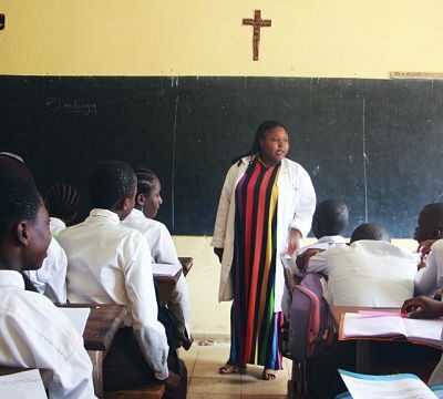 Cameroon separatist conflict displaces thousands of Students