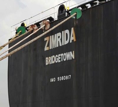Ivorian authorities decide ship carrying ammonium nitrate is safe