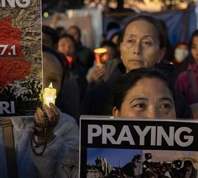 Prayers for earthquake victims in Tibet