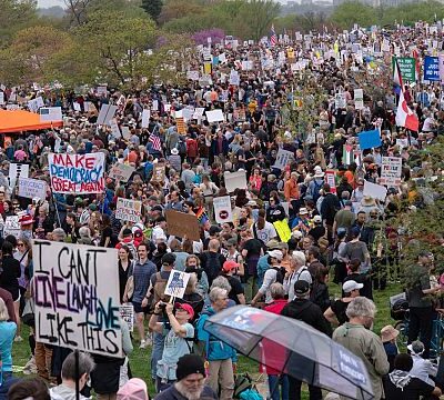 Tens of thousands take part in anti-Trump demonstrations in United States