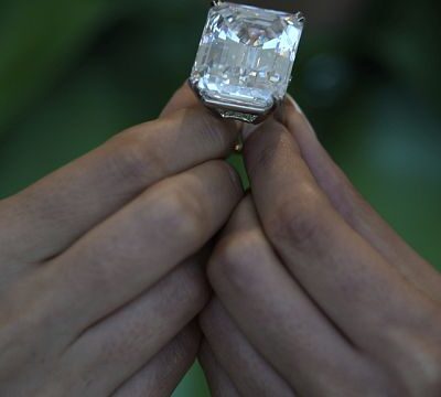 Rare blue diamond goes on display in Abu Dhabi ahead of May auction