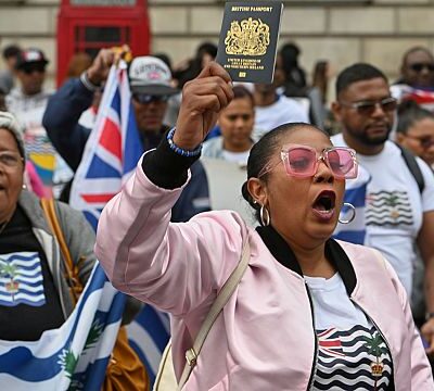 Britain hands over control of Chagos Islands to Mauritius