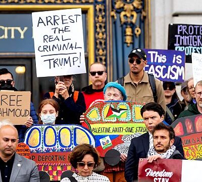 United States: San Francisco protesters oppose Trump’s new travel ban