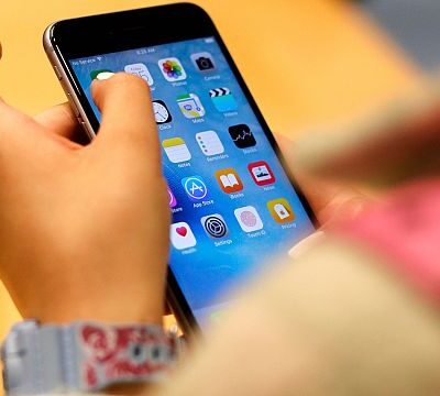 How a start-up attempts to expose digitally-altered social media content