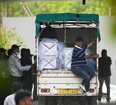 Families of Air India plane crash victims begin to receive bodies