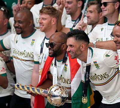 Hero’s welcome for South African men’s cricket team