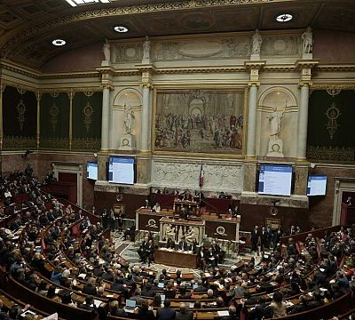 French parliament votes to return sacred “talking drum” to Ivory Coast