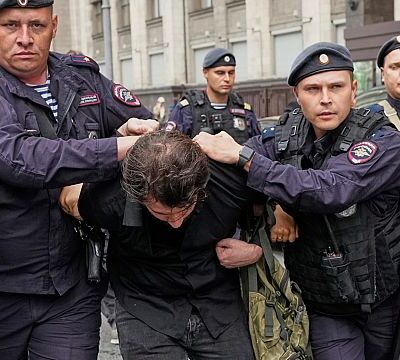 New law to punish Russians who search online for ‘extremist’ content