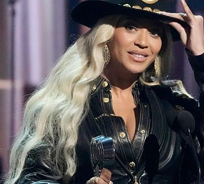 Beyoncé wins first Emmy ahead of Primetime ceremony