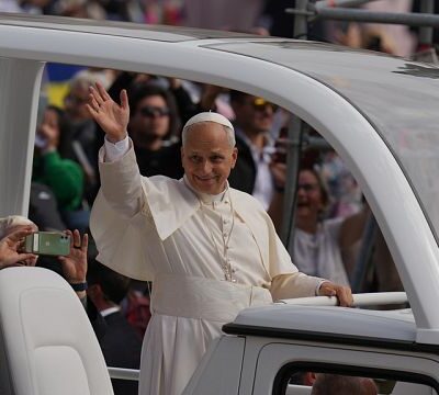 Pope Leo XIV reminds Catholics of duty to welcome and assist migrants