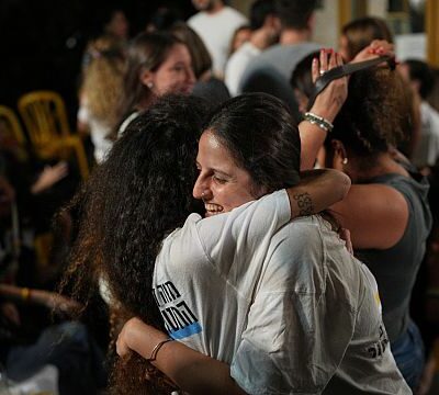 Israel and Hamas agree to first phase of peace deal