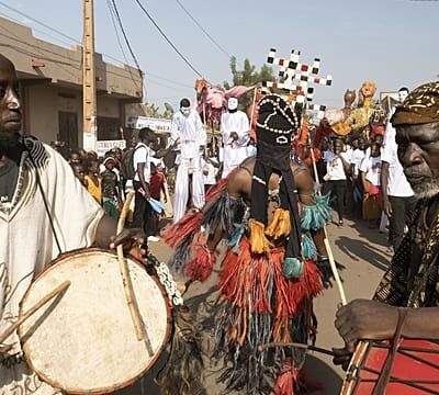 Mali: amidst adversity, Bamako’s puppets bring joy to the streets