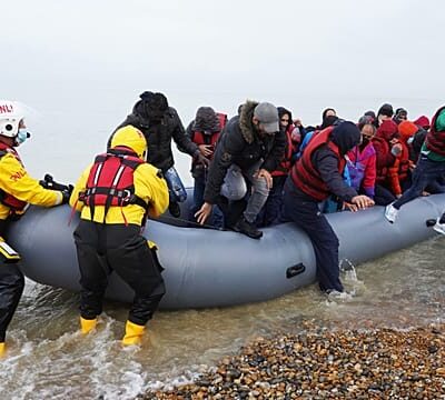 UK restricts DRC visas over migrant return row