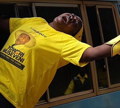 Uganda: authorities shut down internet hours before polling stations open