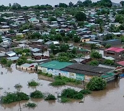 Death toll from floods in Mozambique and South Africa continues to climb