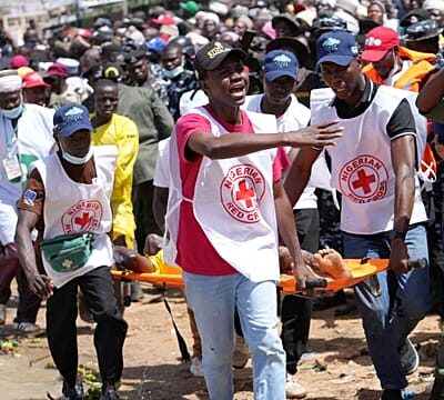 Drama at Nigeria’s Argungu festival as athletes collapse before finale