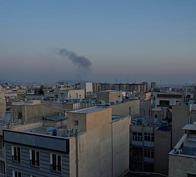 More airstrikes batter Tehran, Iran refuses to surrender