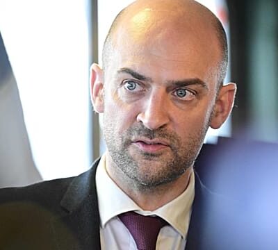 French FM and UN peacekeeping chief discuss CAR peace initiatives