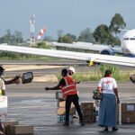 Ebola: WFP steps up food assistance to frontline workers, patients